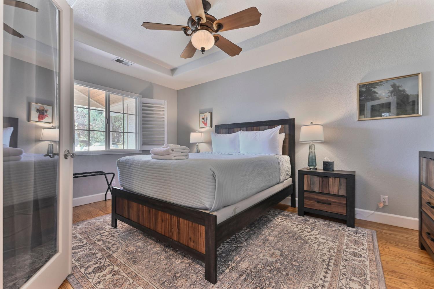 333 Oak Tree Circle