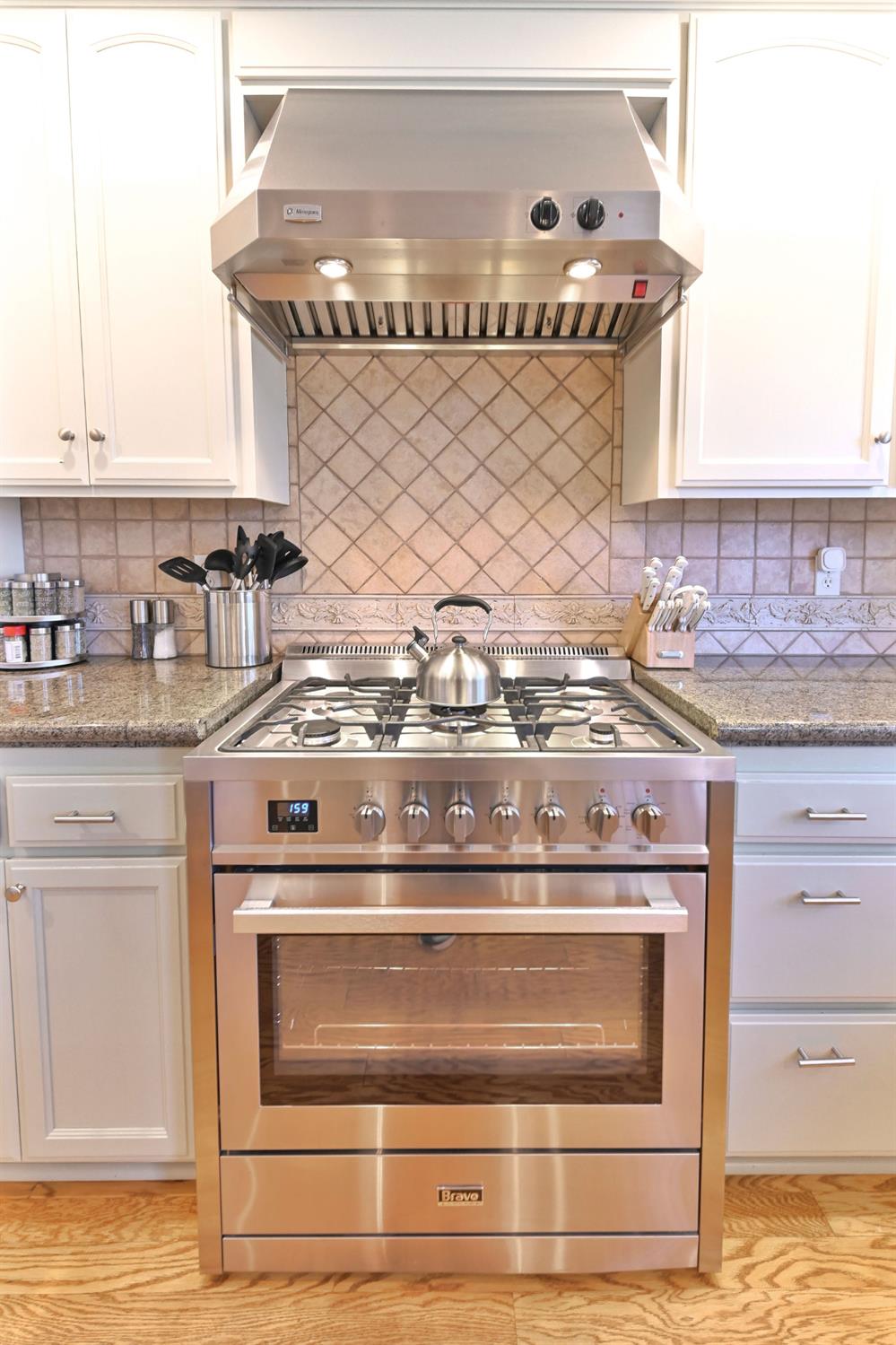 333 Oak Tree Circle