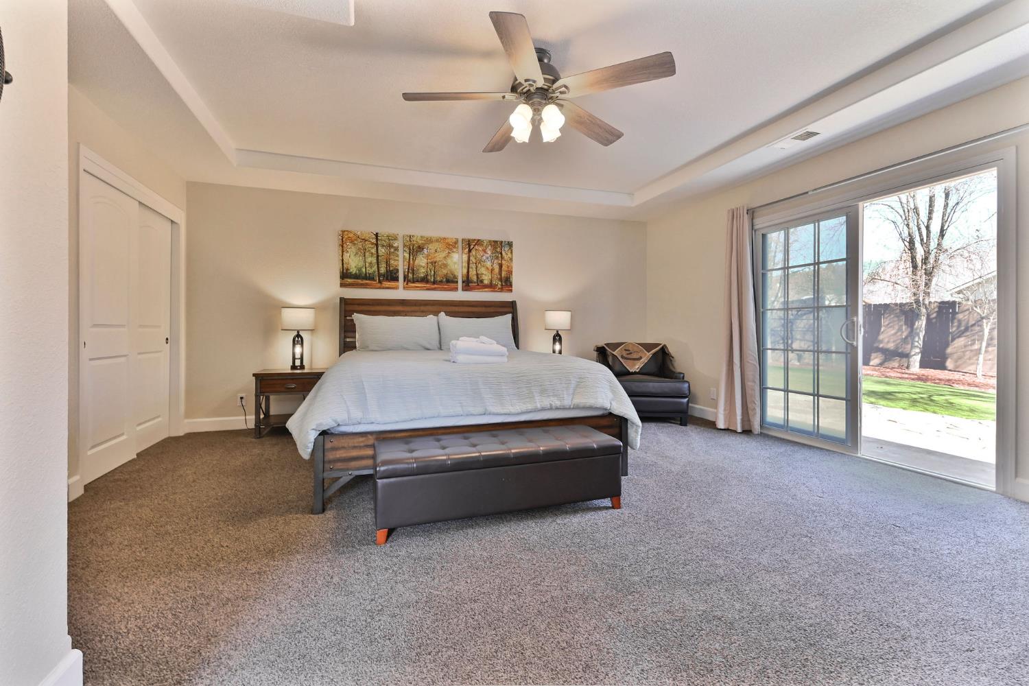 333 Oak Tree Circle
