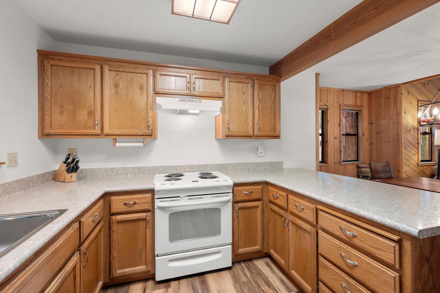 4909 Hokan Circle