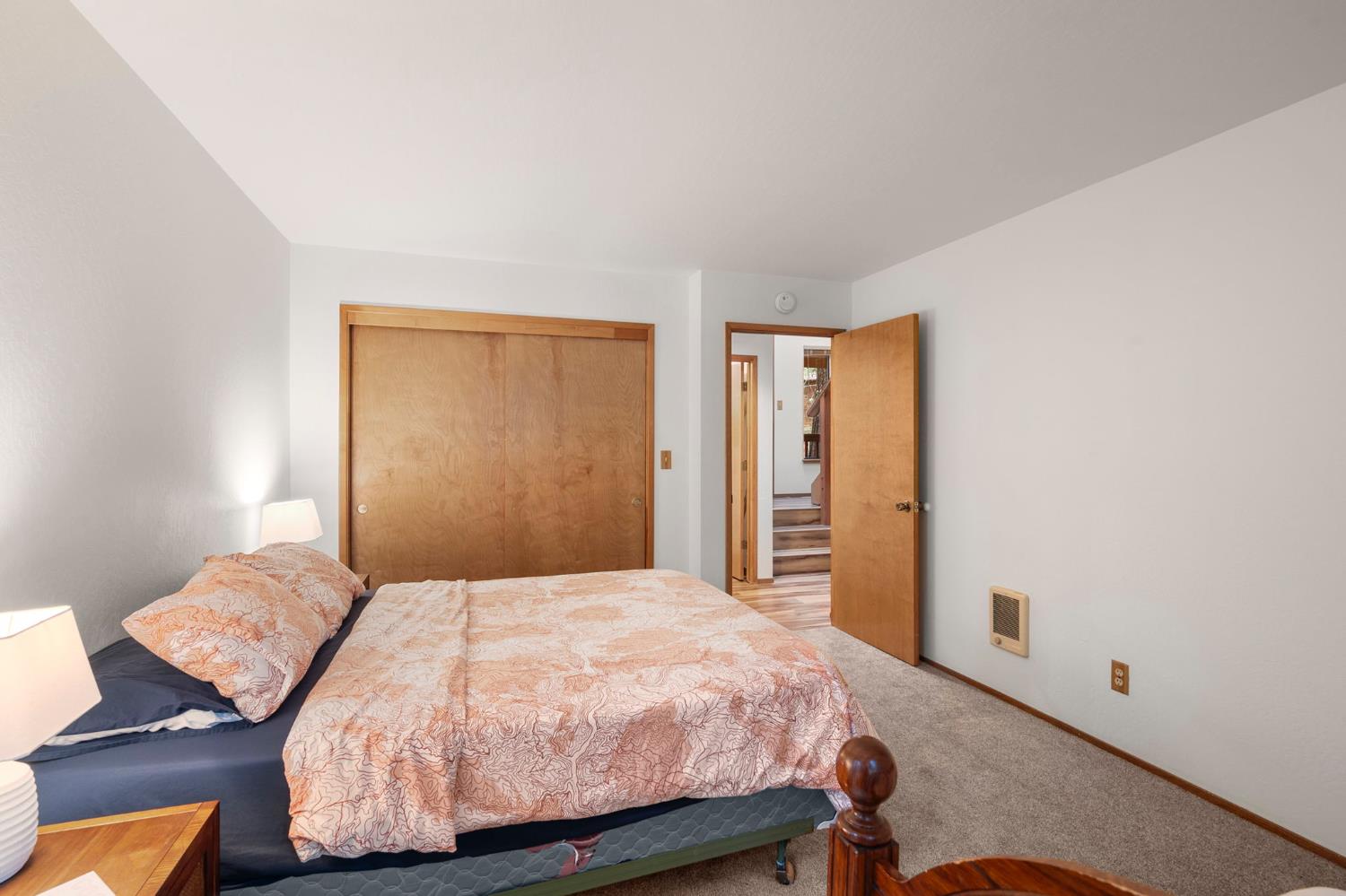 4909 Hokan Circle