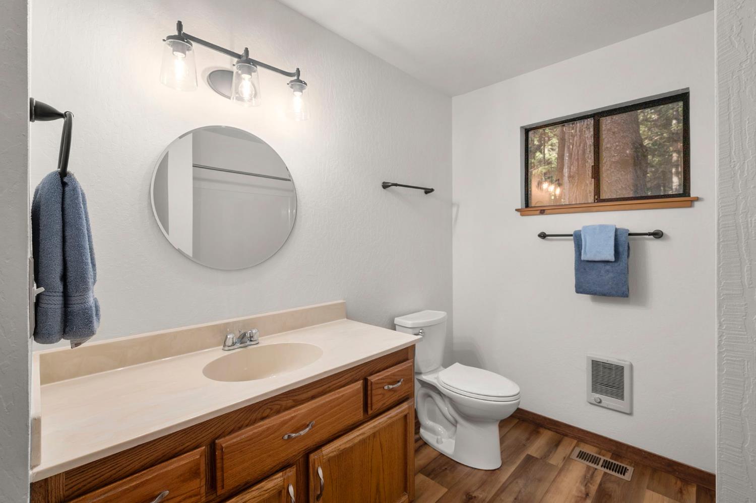 4909 Hokan Circle