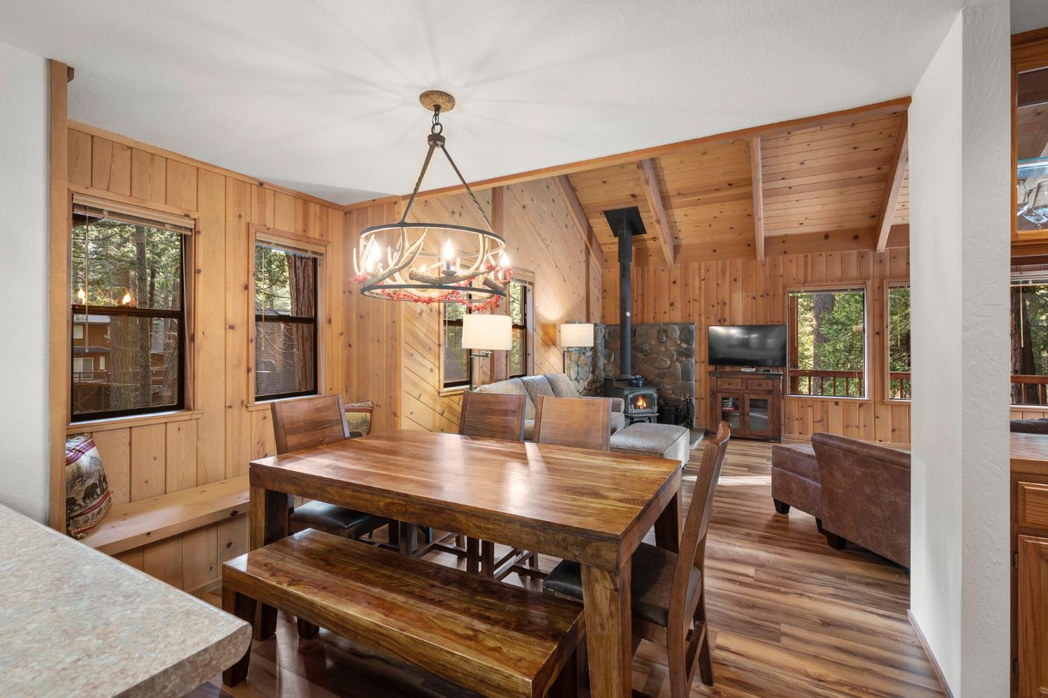 4909 Hokan Circle