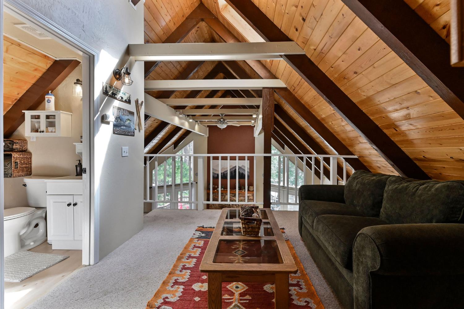 1863 S Sierra View