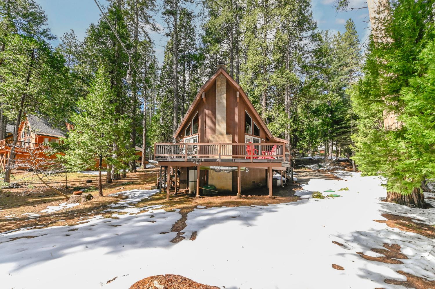 1863 S Sierra View