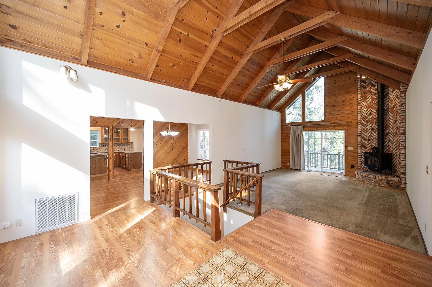 2602 Linnet Lane