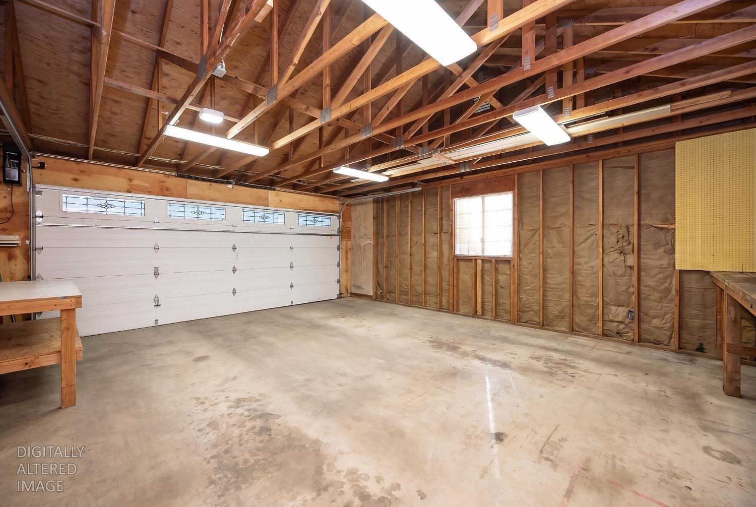 2602 Linnet Lane