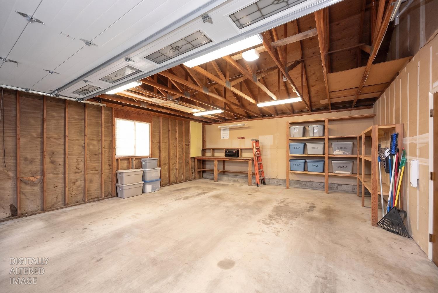 2602 Linnet Lane