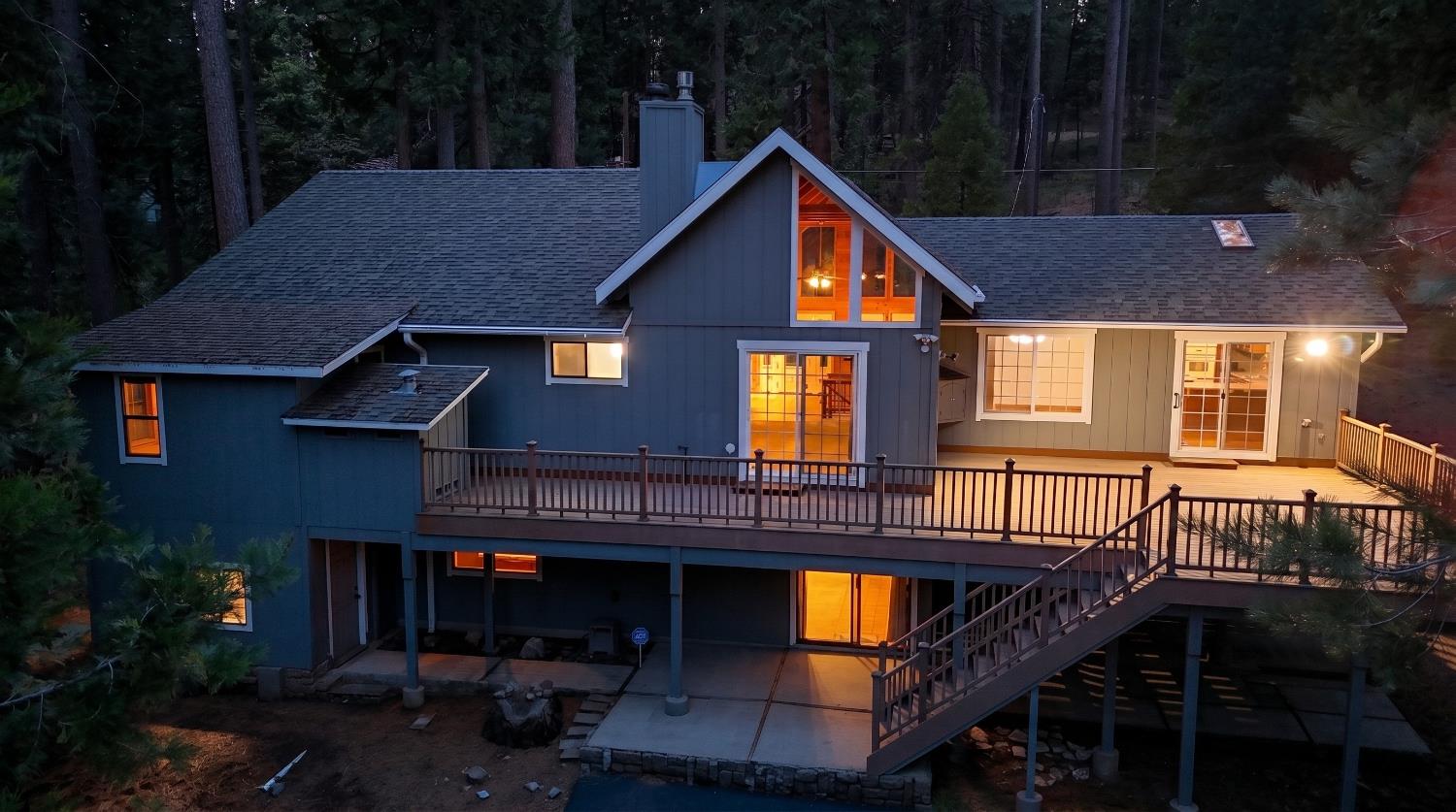 2602 Linnet Lane