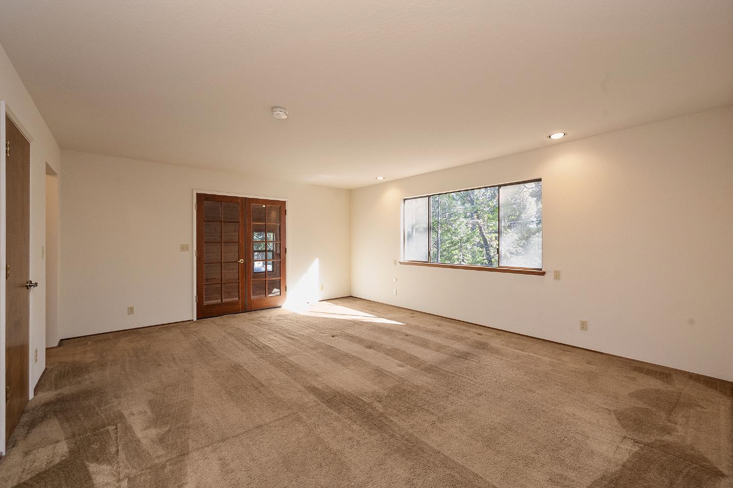 2602 Linnet Lane