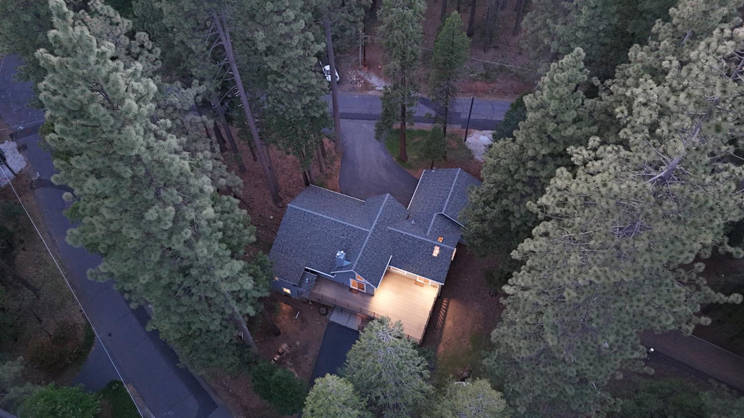 2602 Linnet Lane