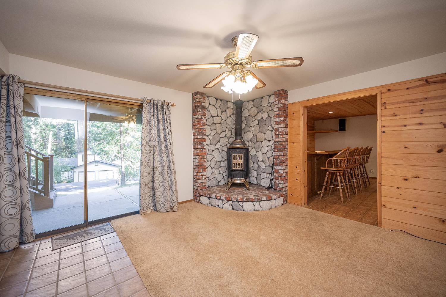 2602 Linnet Lane