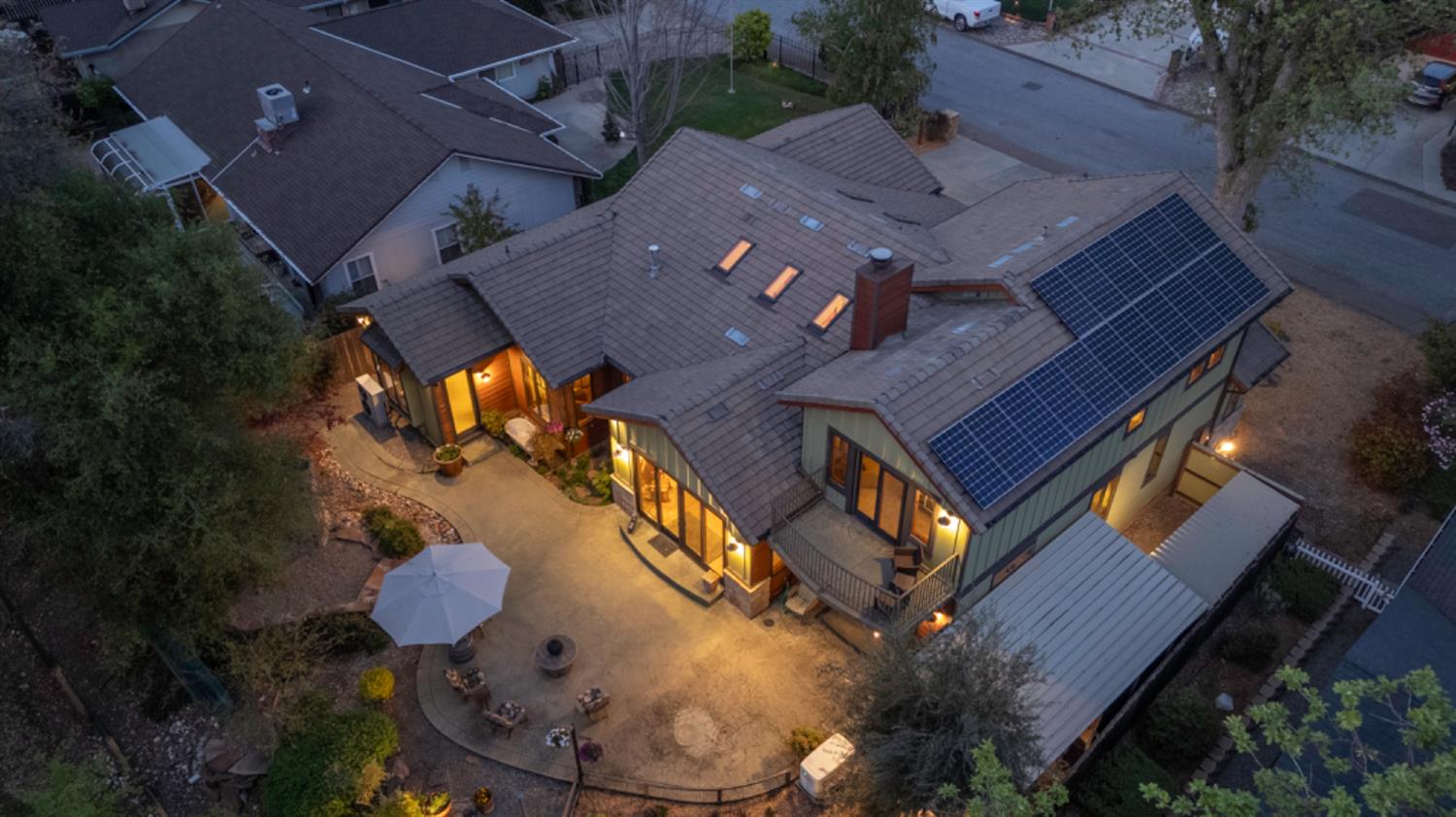831 Rocky Hill Road