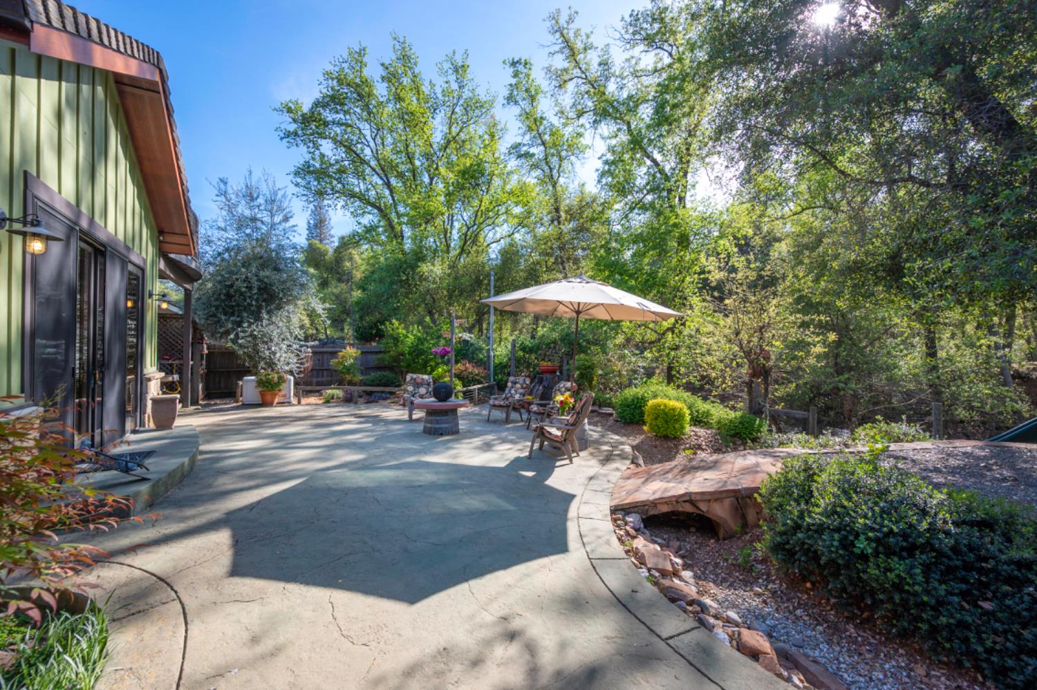 831 Rocky Hill Road