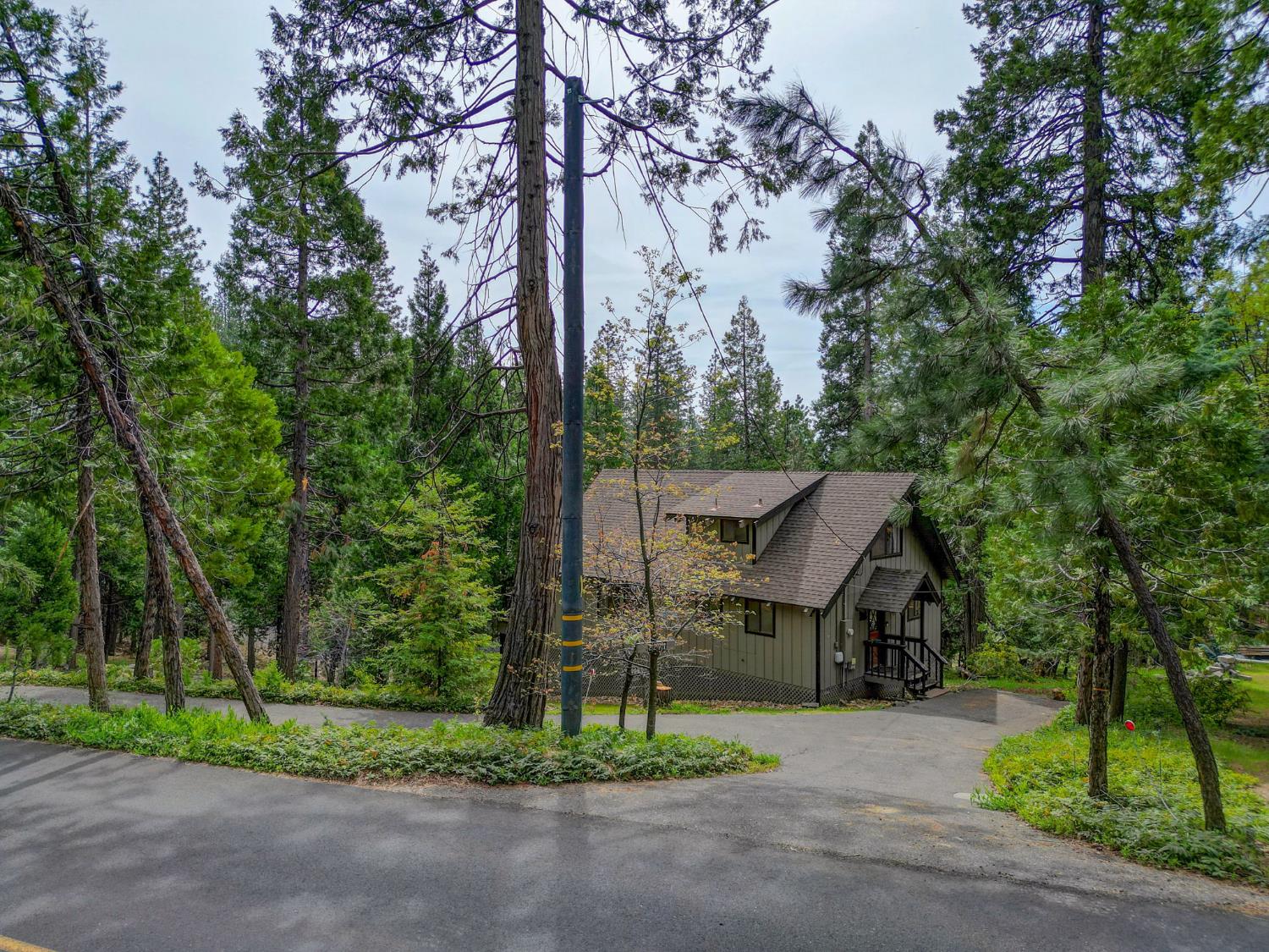 2271 Mustang Road