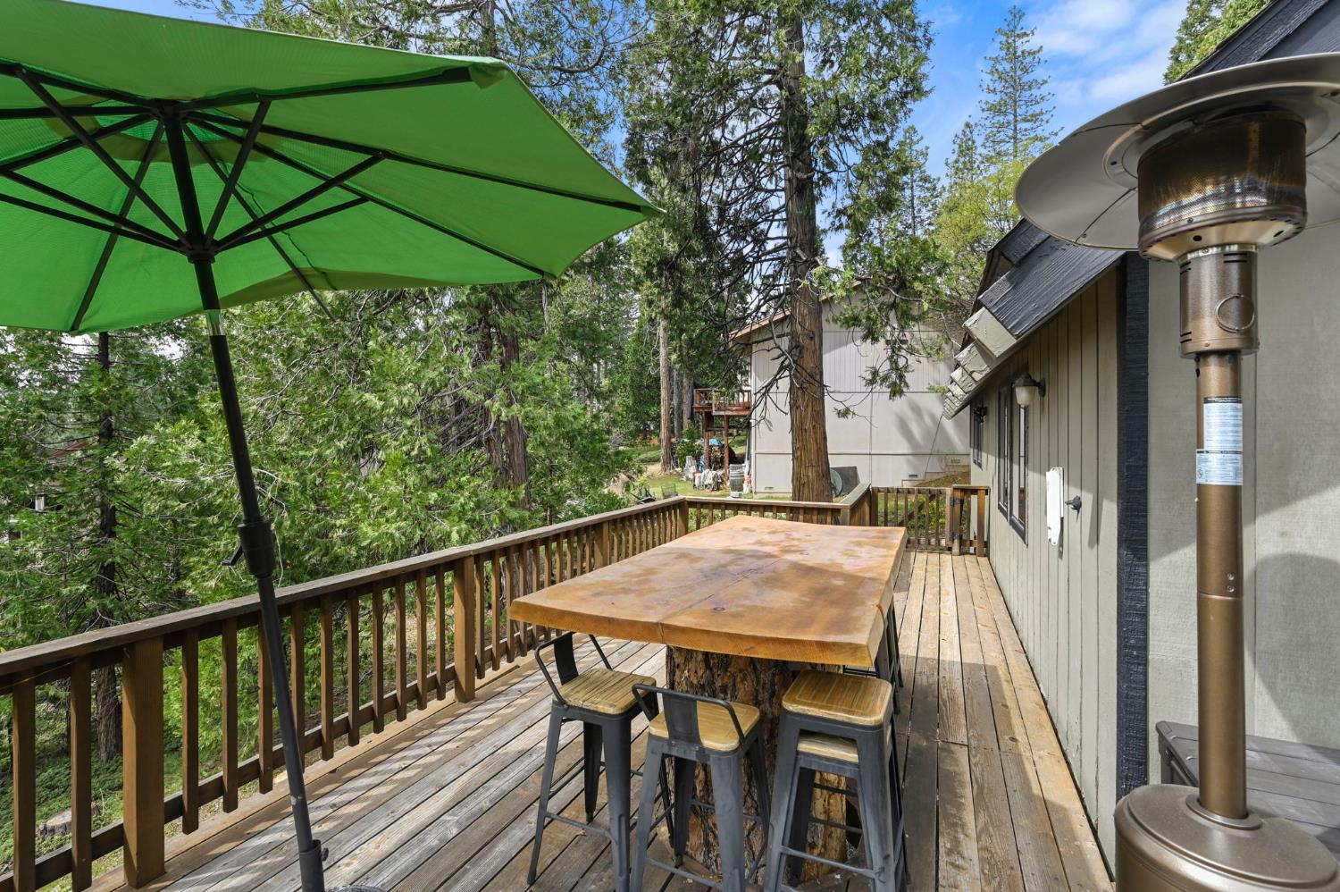2271 Mustang Road