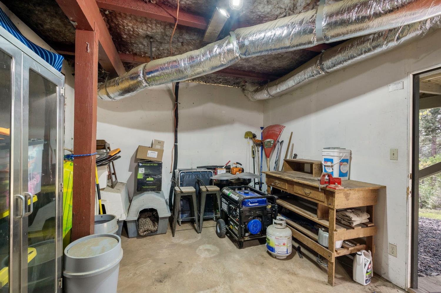 2271 Mustang Road