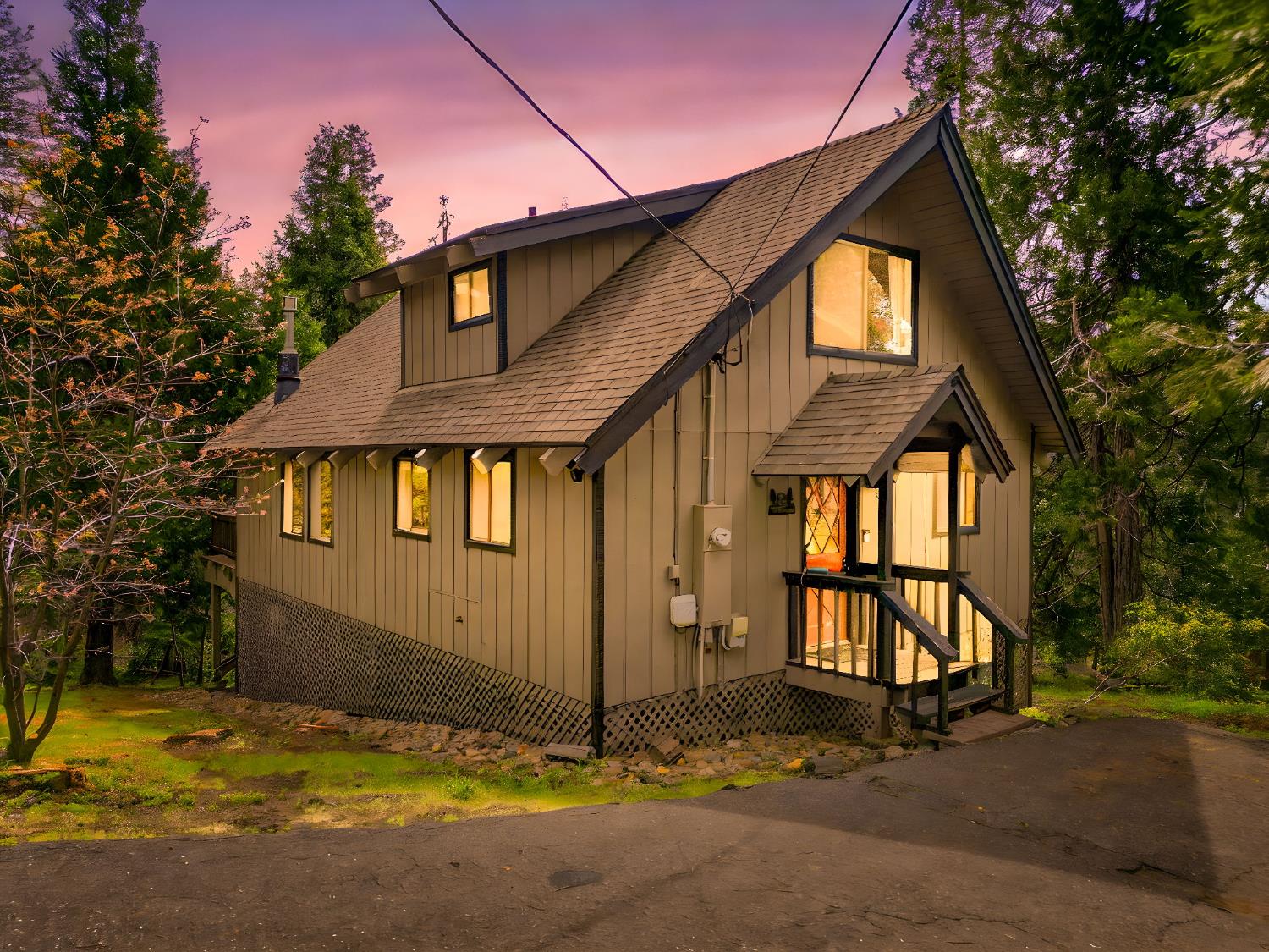 2271 Mustang Road
