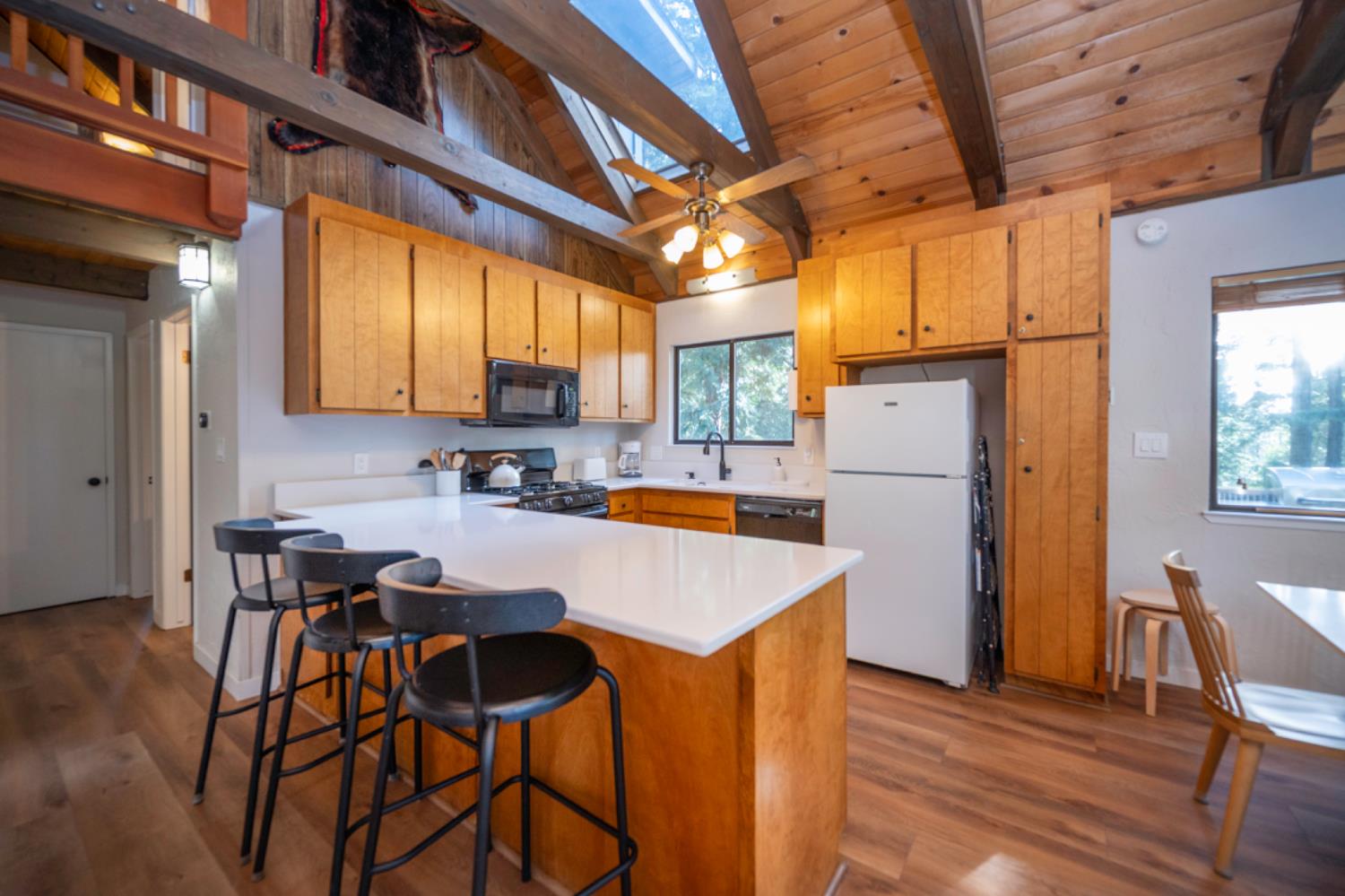 2041 Baywood View