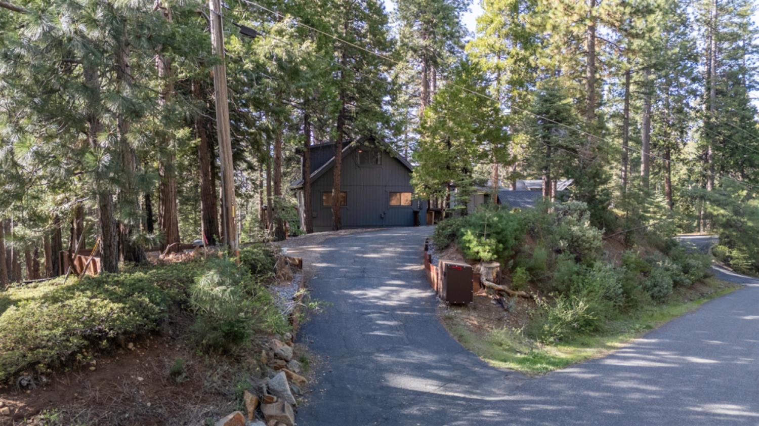2041 Baywood View