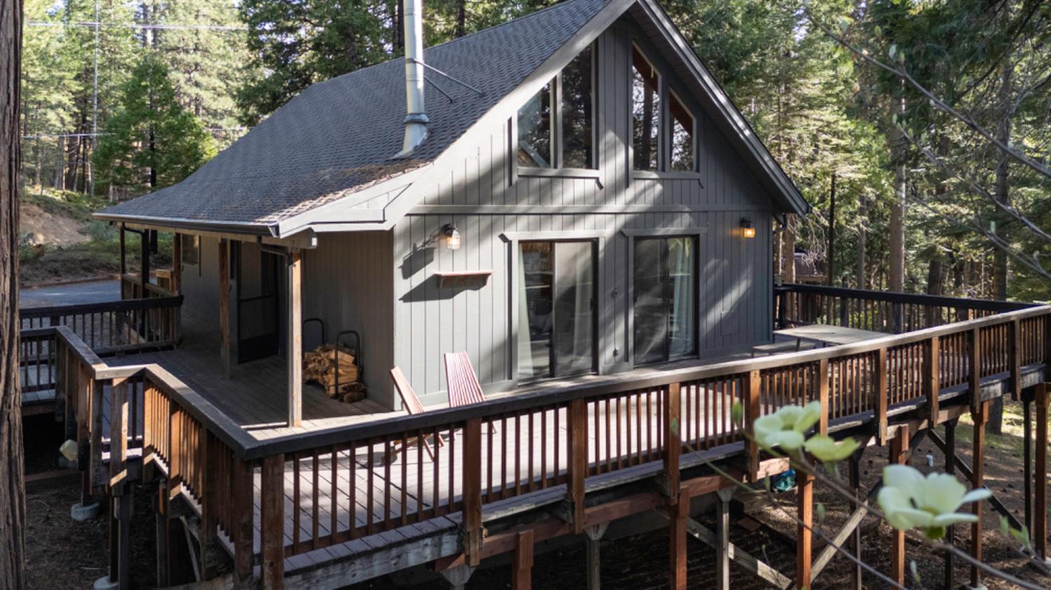 2041 Baywood View