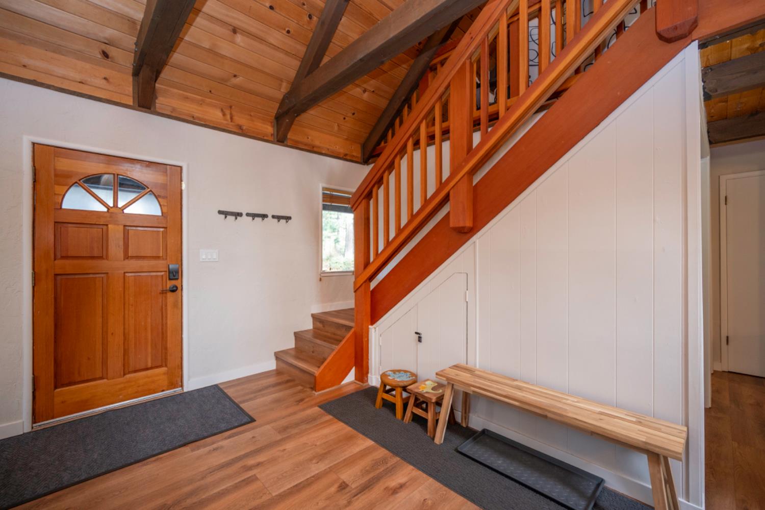 2041 Baywood View