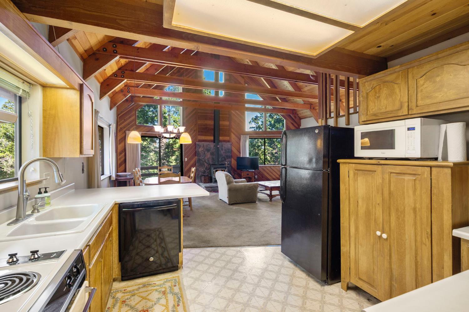 2247 Dardanelle Vista