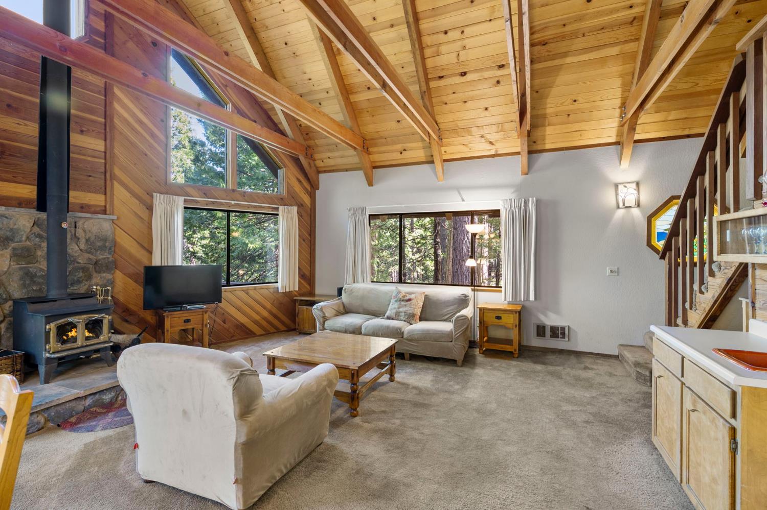 2247 Dardanelle Vista