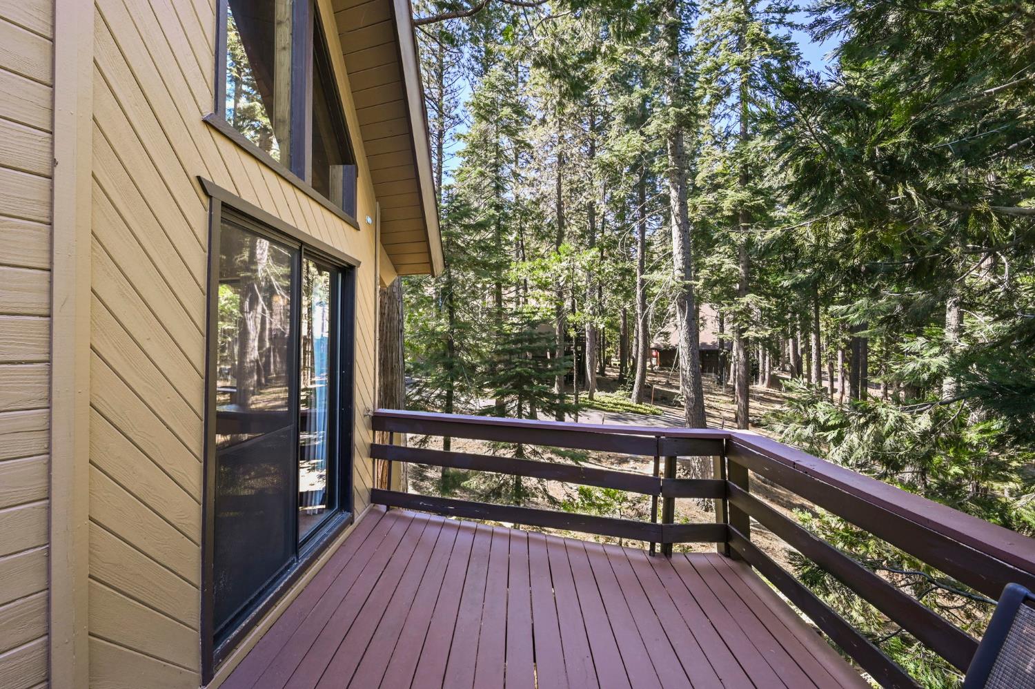 2247 Dardanelle Vista
