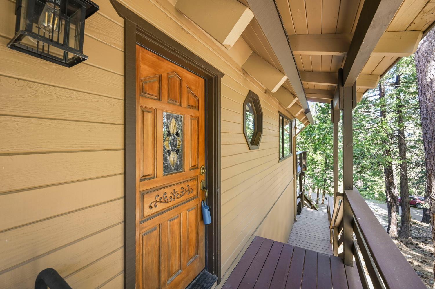 2247 Dardanelle Vista