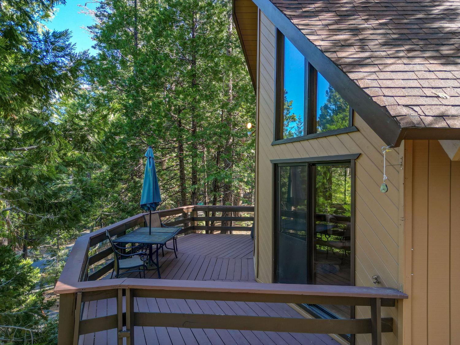 2247 Dardanelle Vista