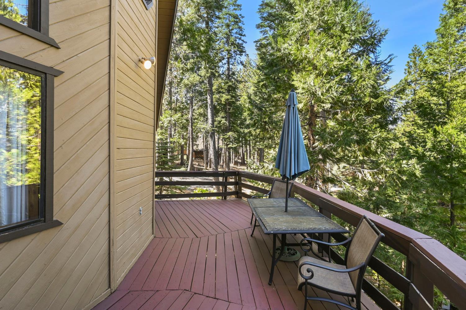 2247 Dardanelle Vista