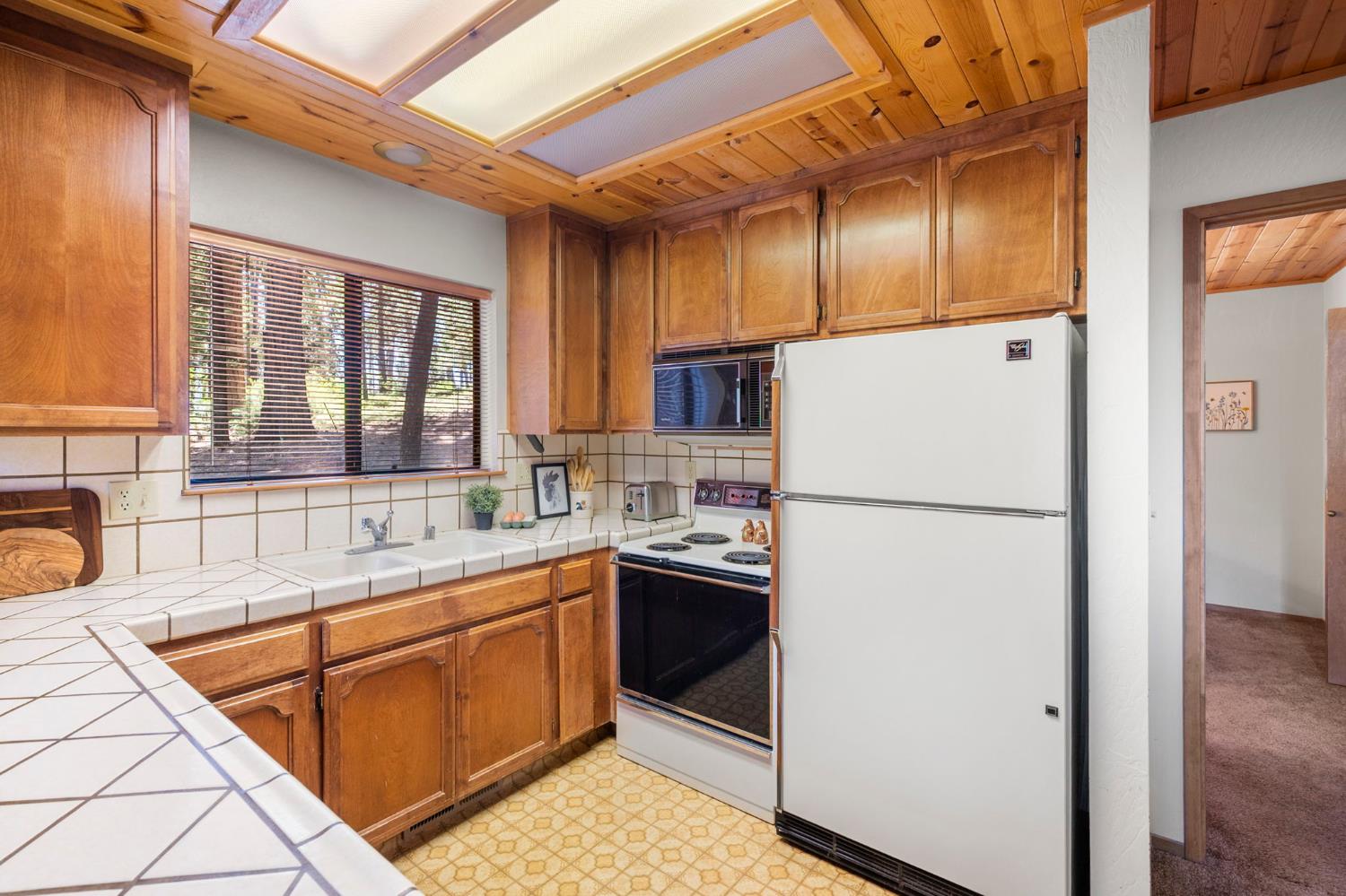 2167 Dardanelle Vista