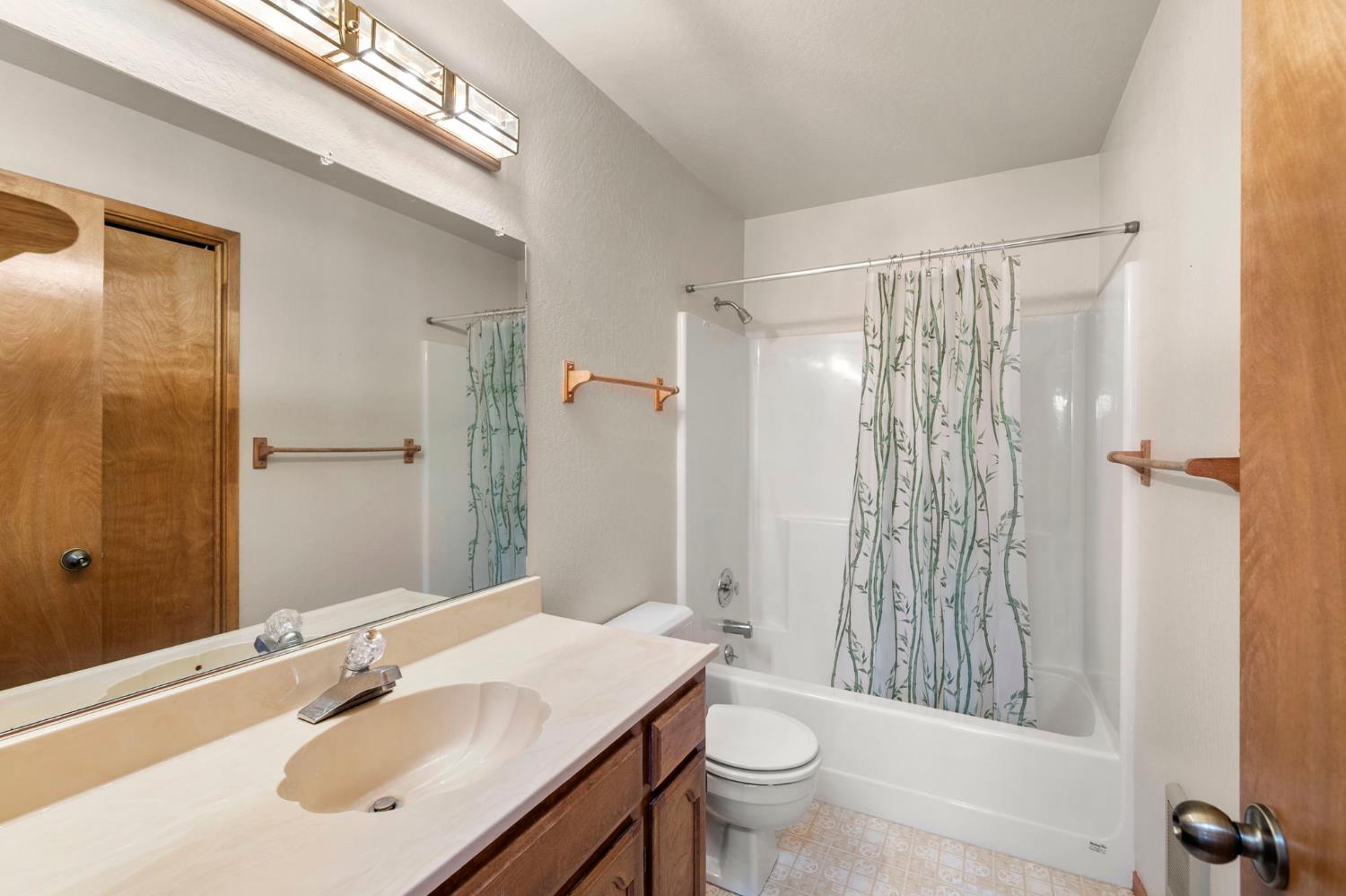 2167 Dardanelle Vista