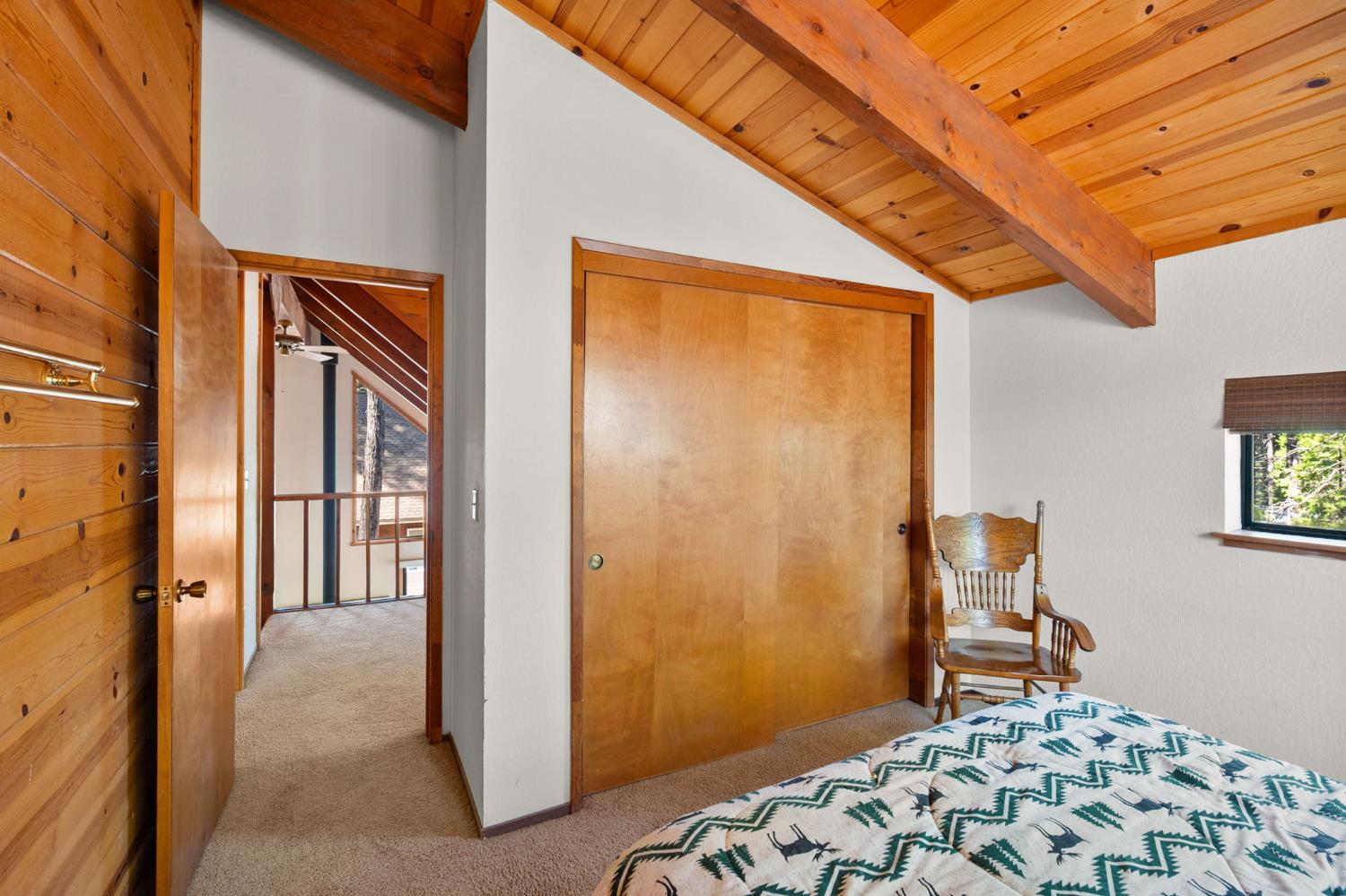 3545 Shoshone Drive