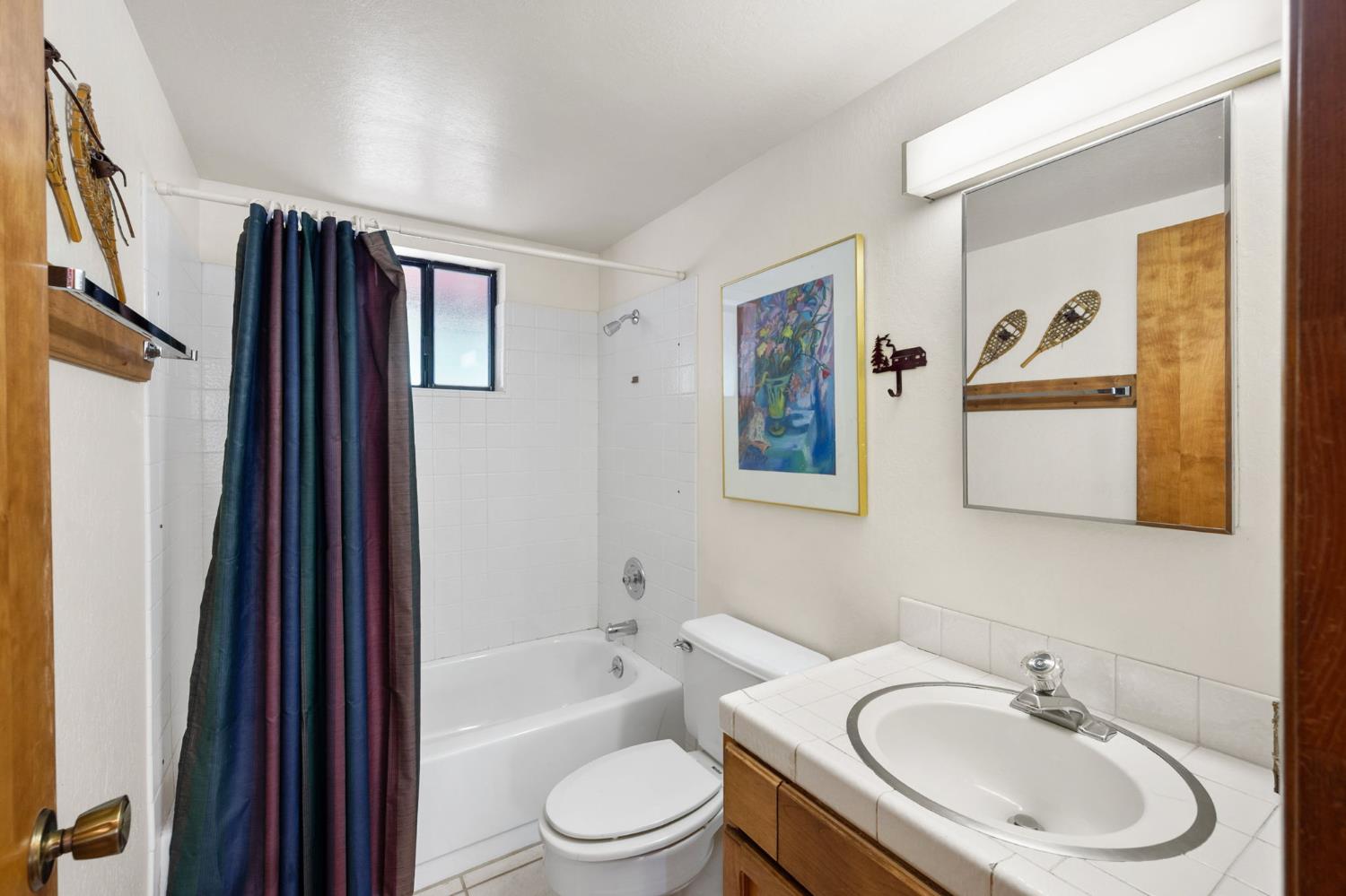 3545 Shoshone Drive
