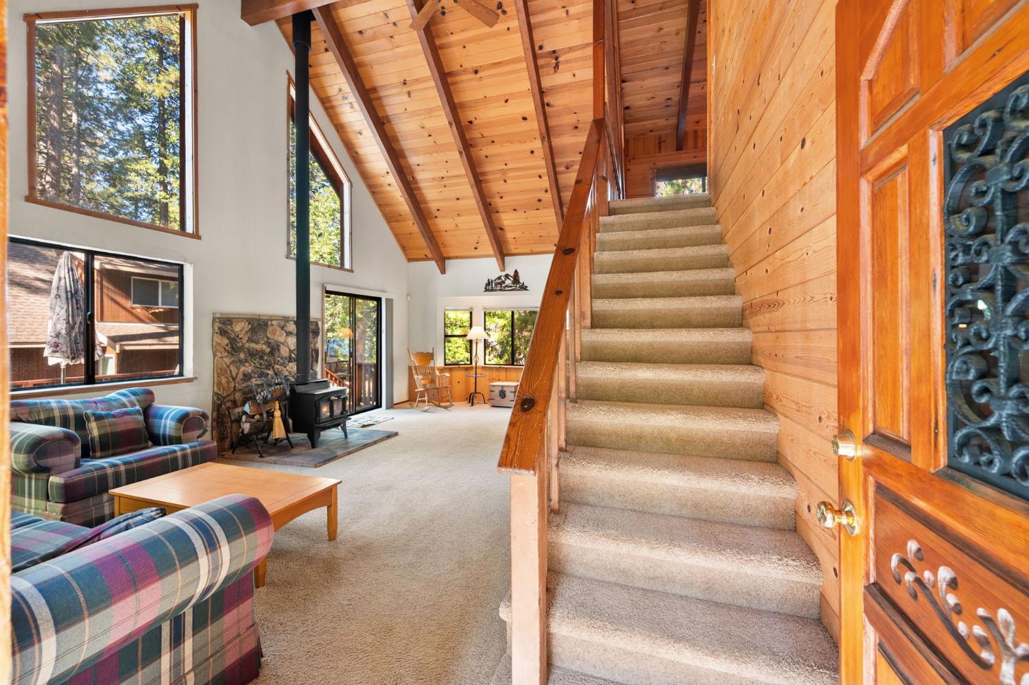 3545 Shoshone Drive