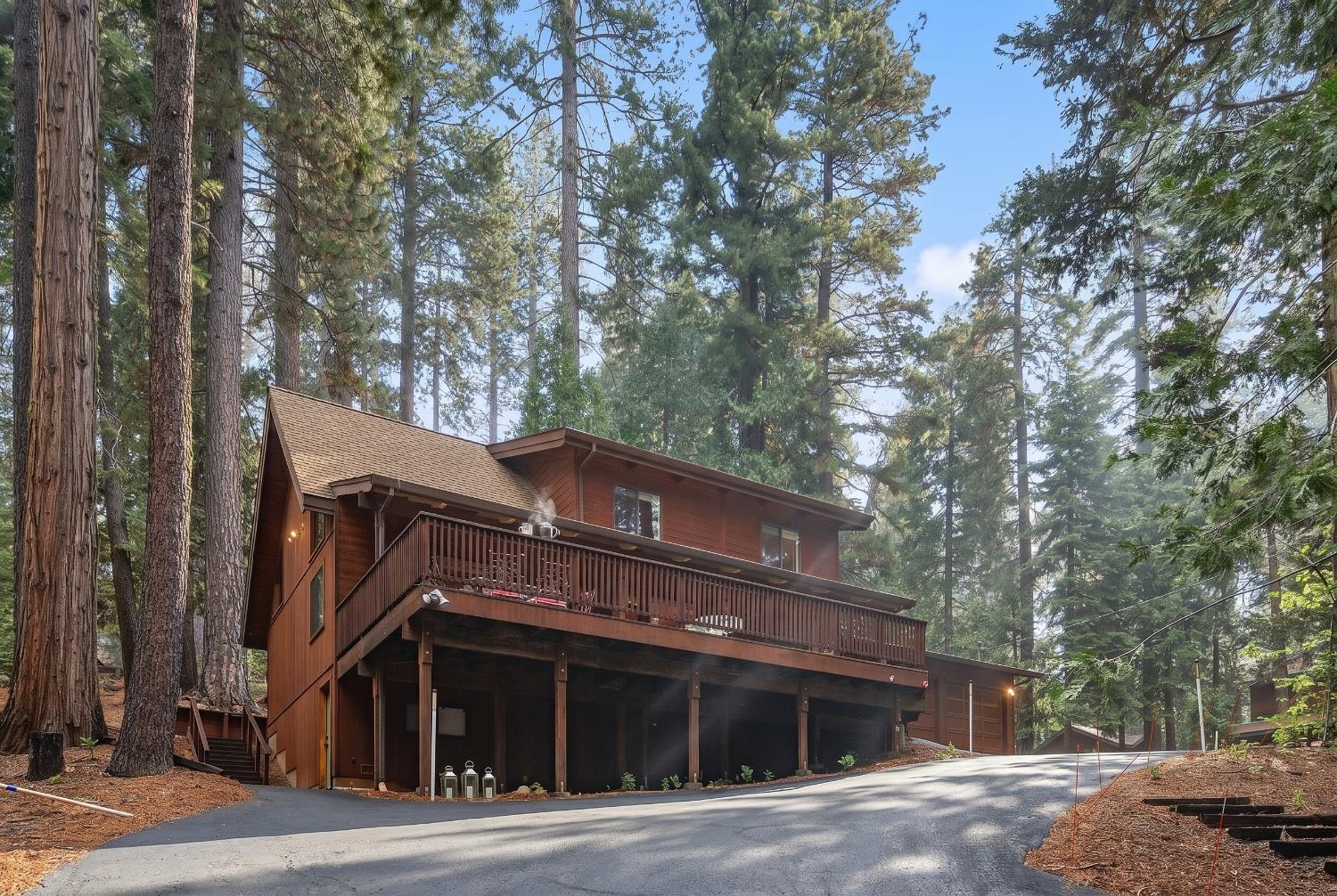 702 Yuroc Drive