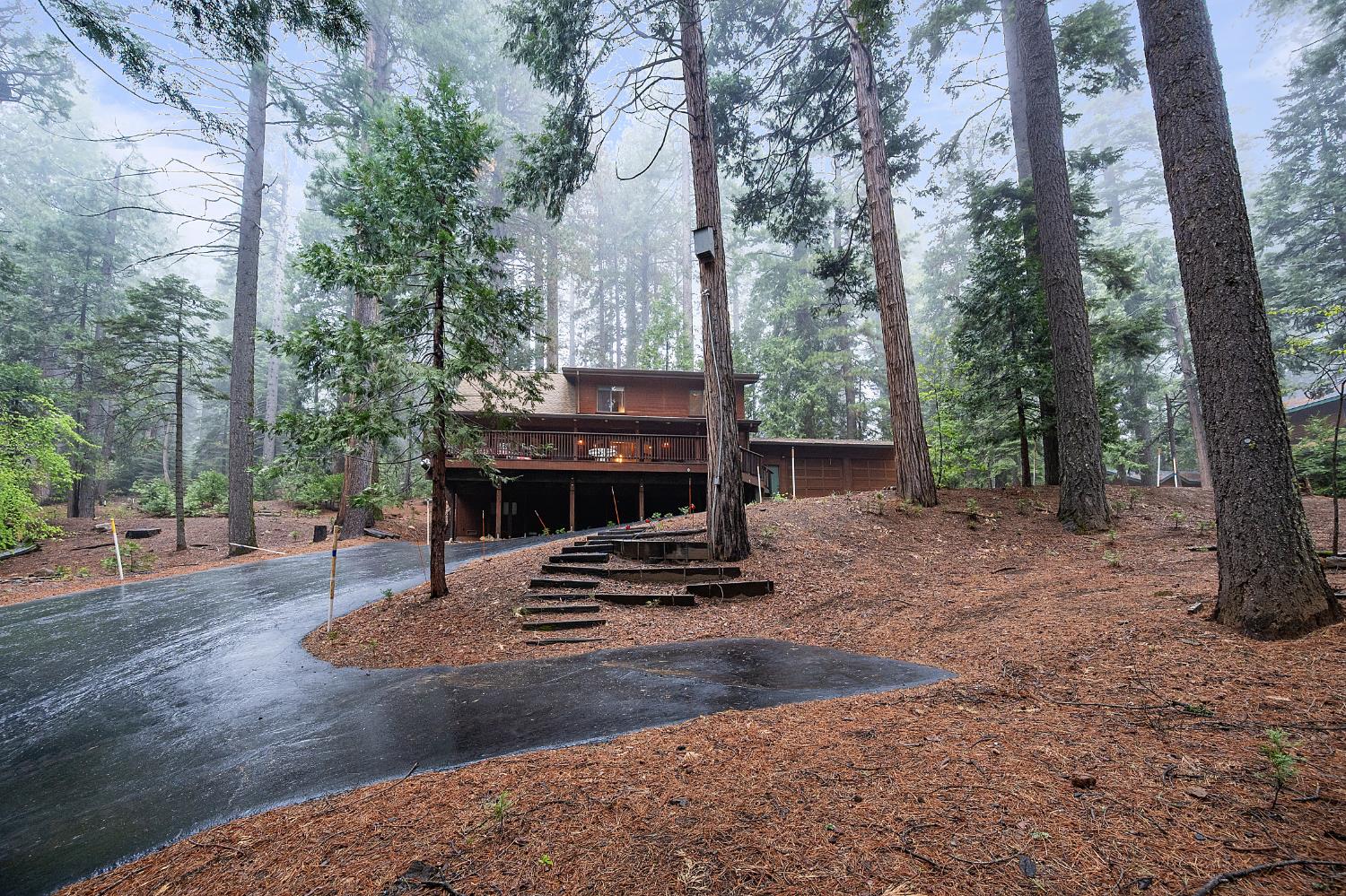 702 Yuroc Drive