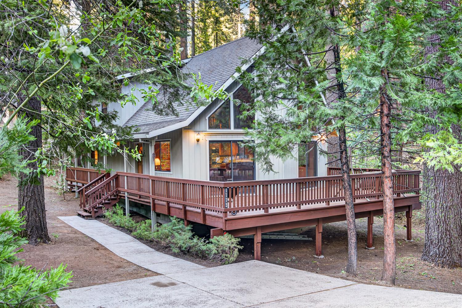 1773 Milbar Court
