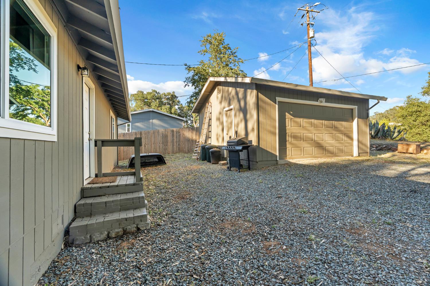 7252 Baldwin