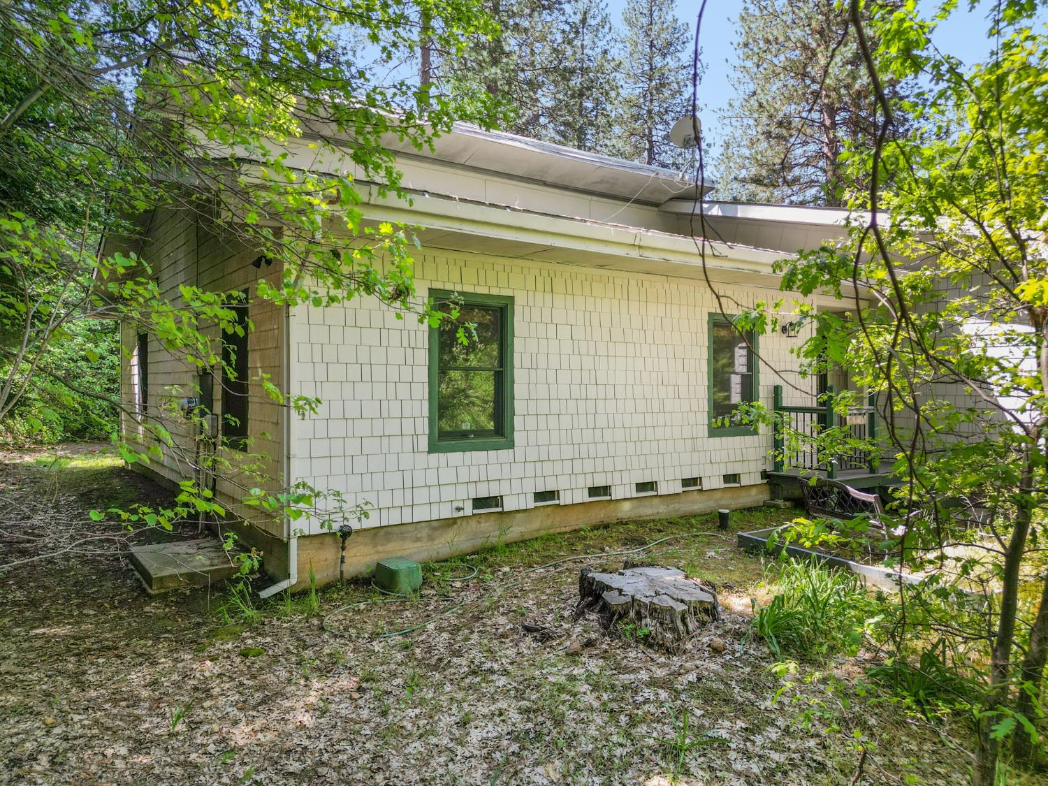 2641 Pine Drive