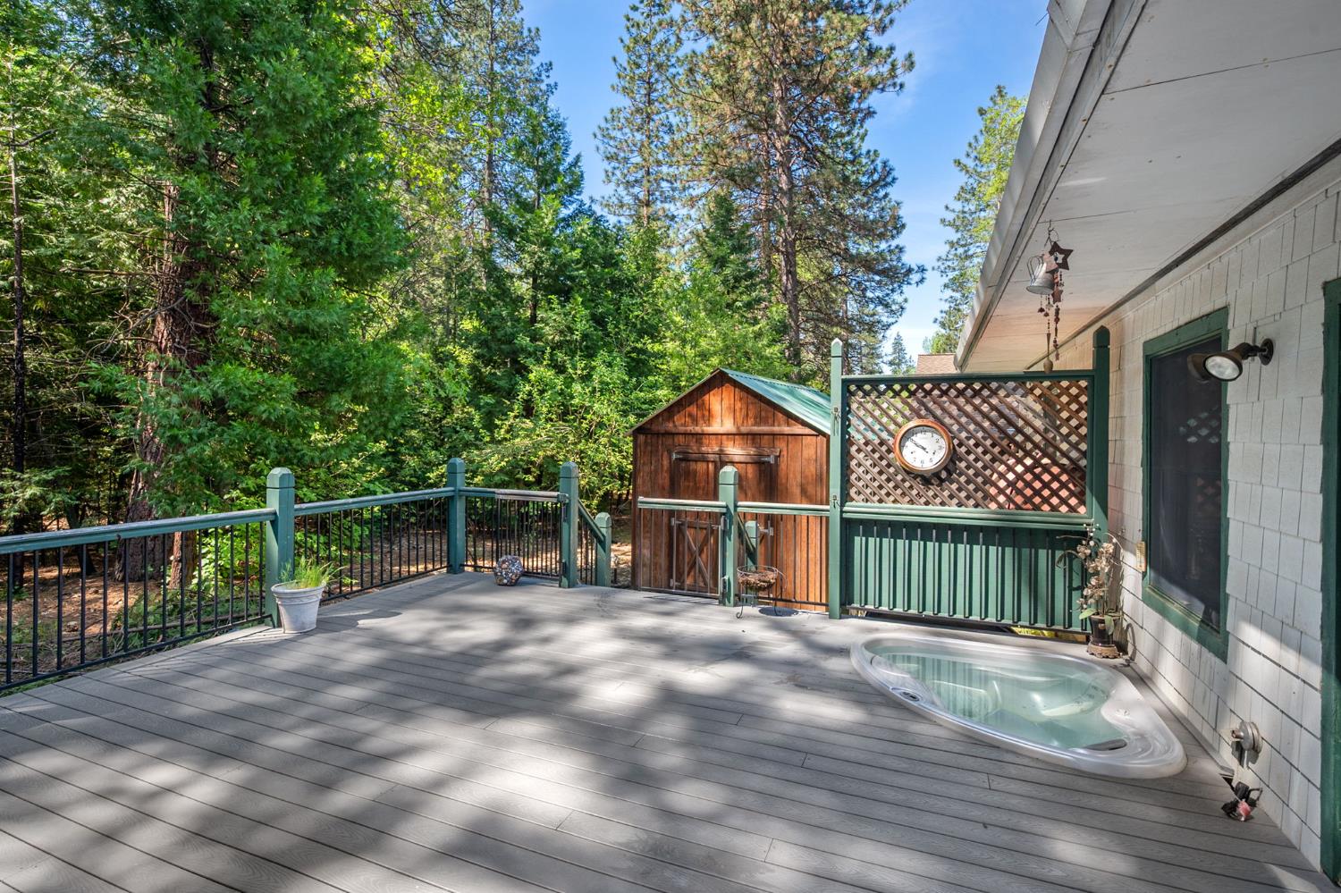 2641 Pine Drive