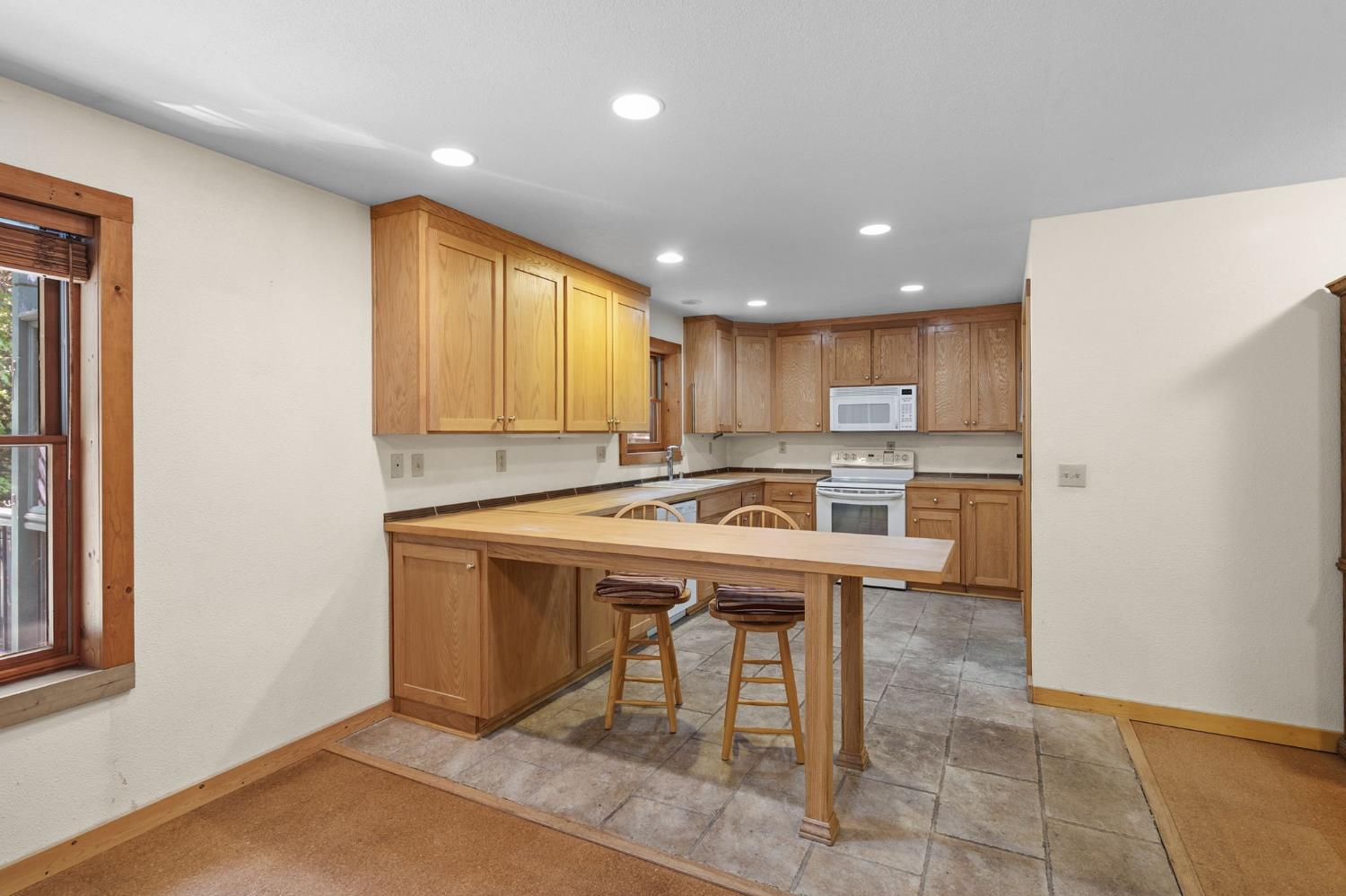 2641 Pine Drive