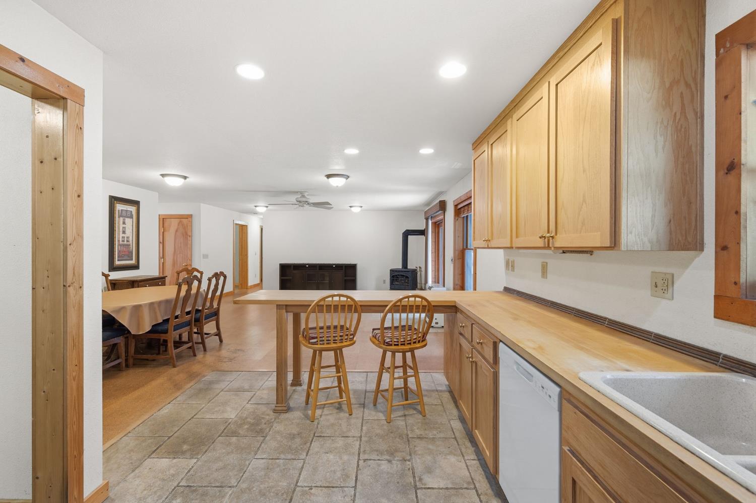 2641 Pine Drive