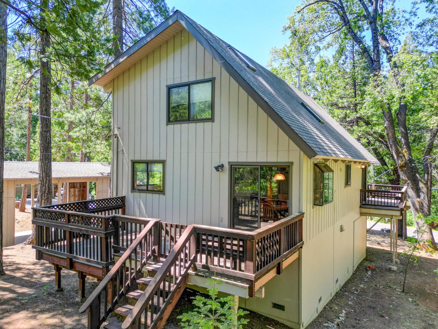 3640 Fawn Circle