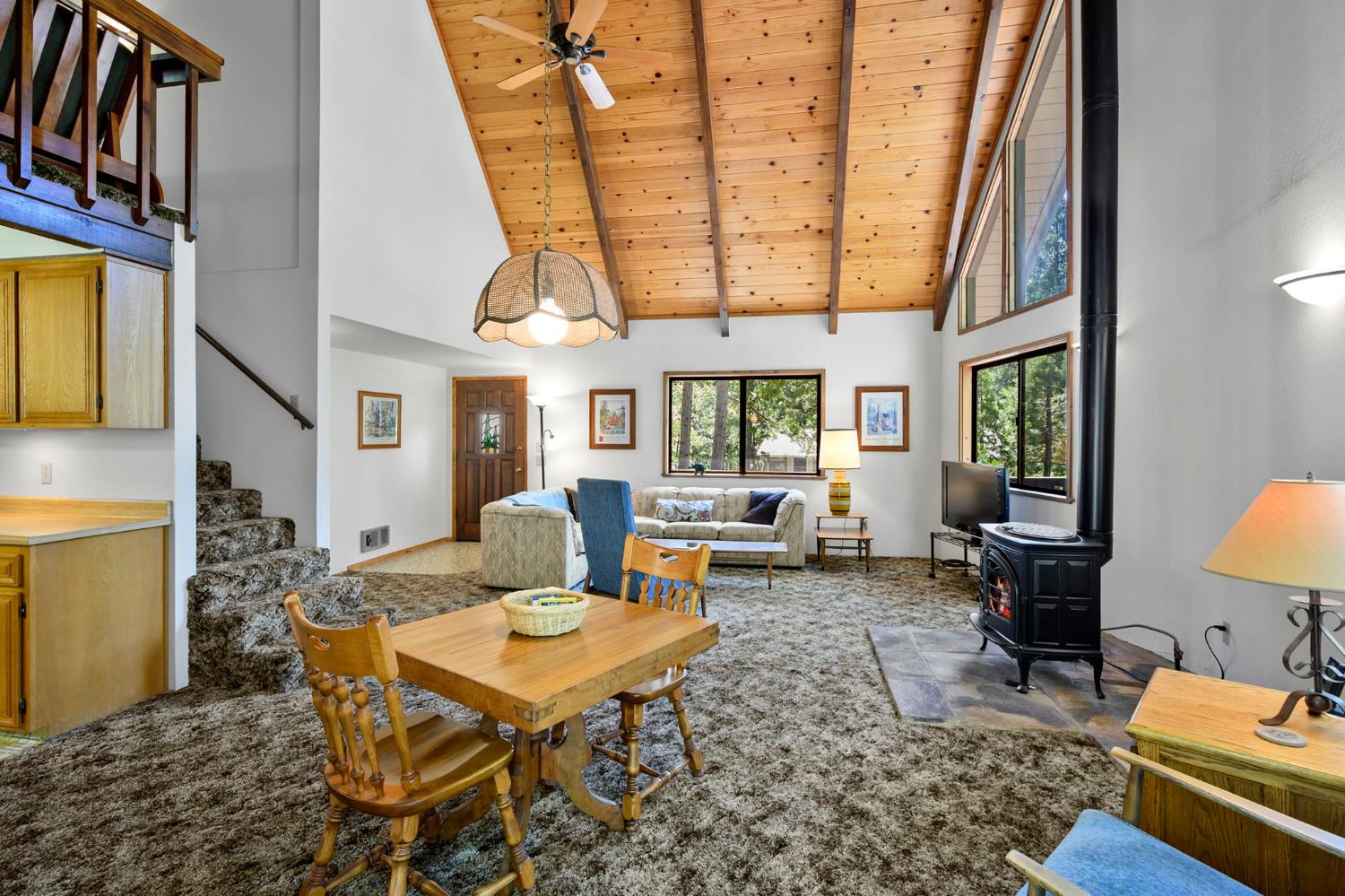 3640 Fawn Circle