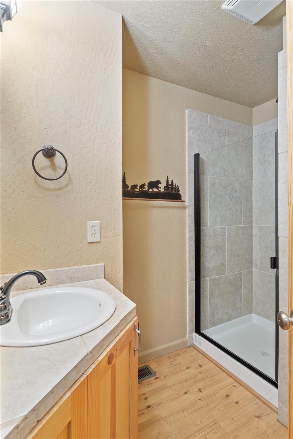 1807 Coniferous Drive