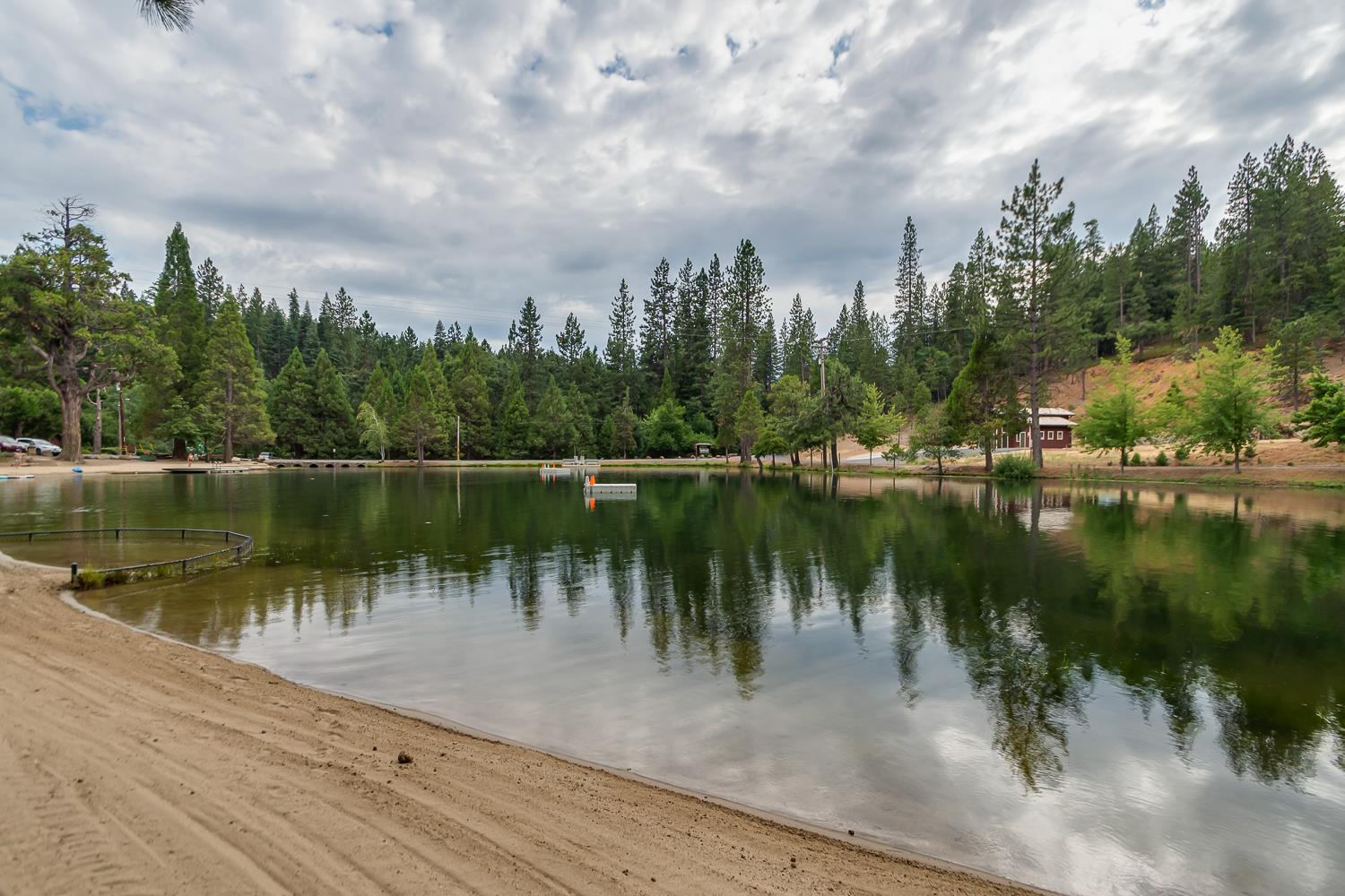 1807 Coniferous Drive