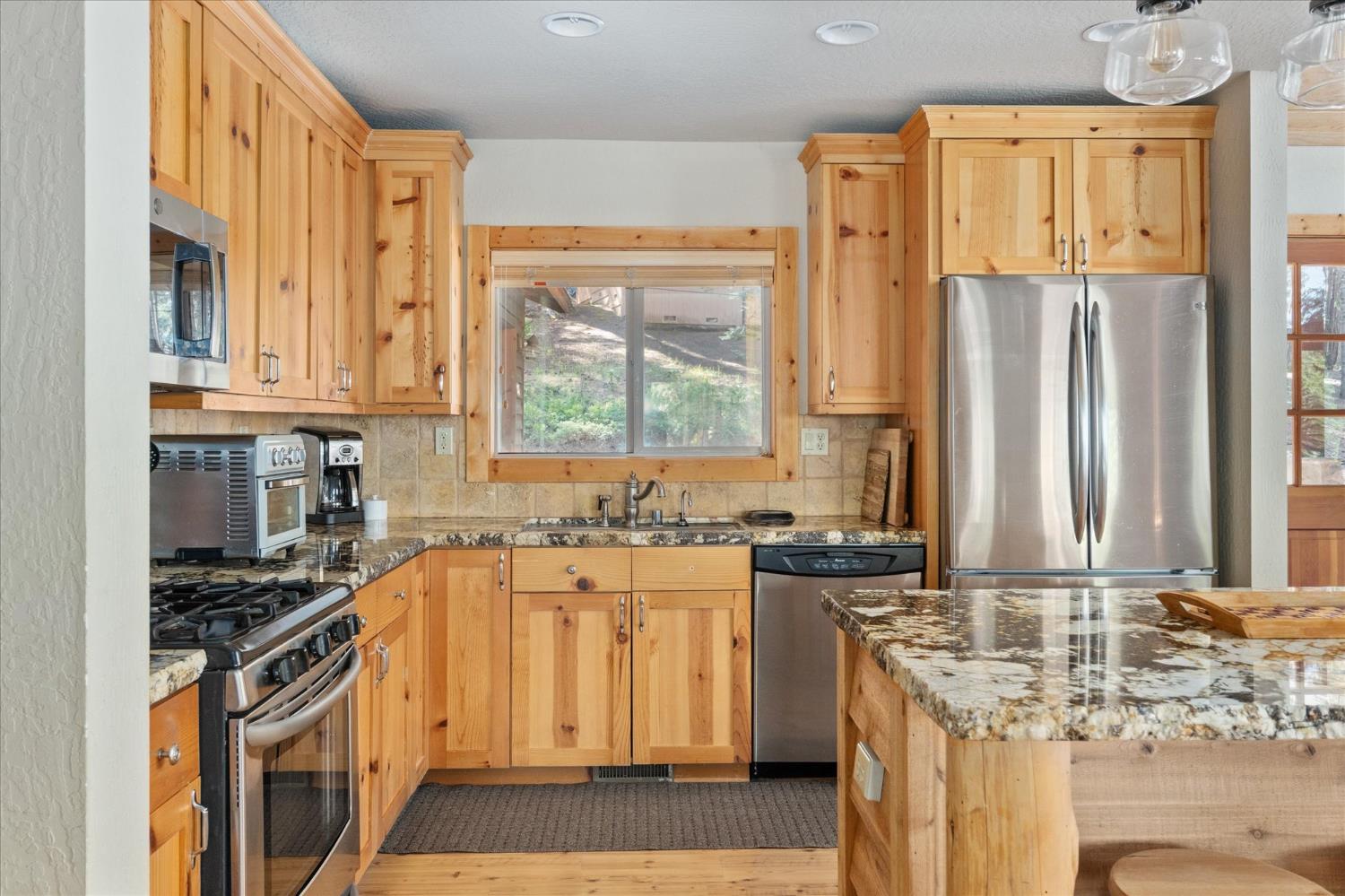 1807 Coniferous Drive